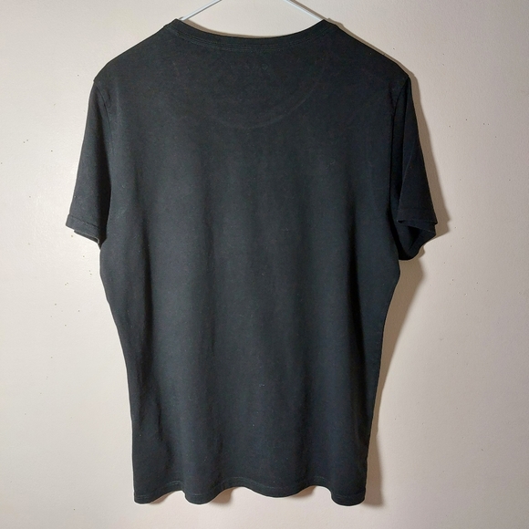 GUESS Black T-Shirt (Red Triangle logo) - Picture 5 of 5